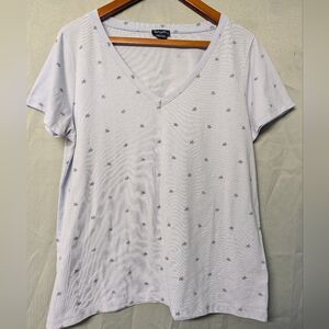 Splendid Light Lavender V-Neck Tee with Tiny Star Print T-shirt Size Large